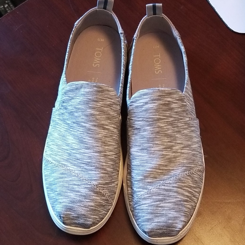 Tom's shoes